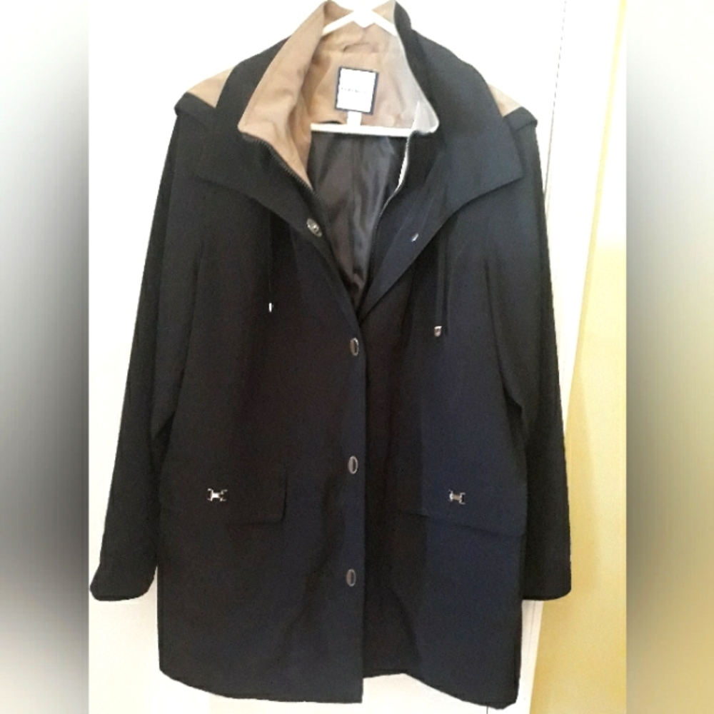 Croft and Barrow Black and Tan Size Large Coat